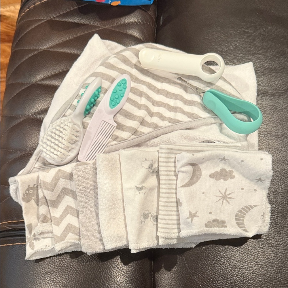 Baby Bath Set with Hooded Towel, Grooming Tools, Soft Snuggy and 2 Bibs